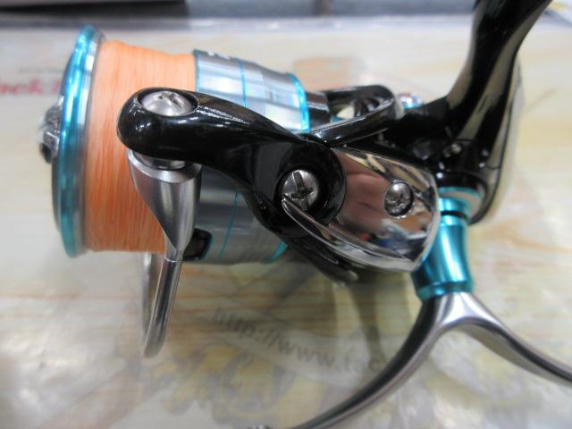 中古 DAIWA 19エメラルダスLT LT3000S-C-DH Amazon.com : Daiwa LT3000S-CH-DH 19 Emeraldas Spinning Reel