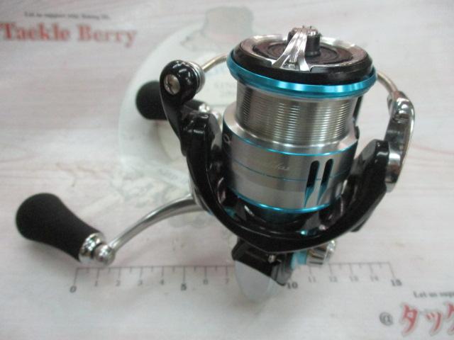 Amazon | ダイワ(DAIWA) スピニングリール 19 エメラルダス