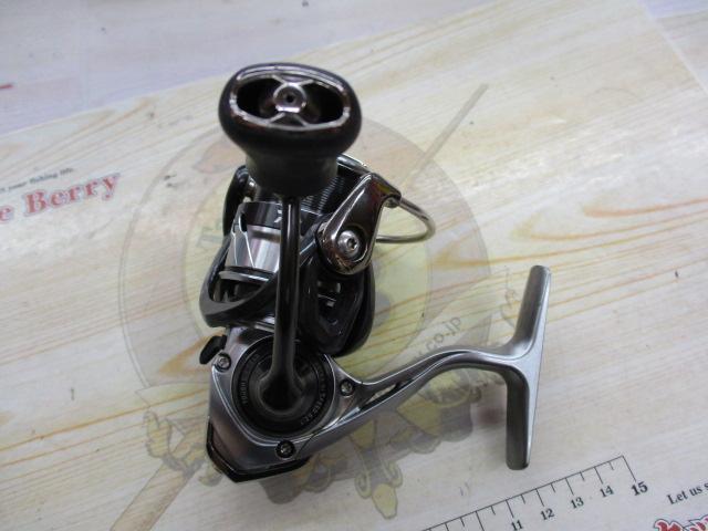18カルディアLT2000S-XH 美品 Daiwa】ダイワ18カルディア LT2000S-XH【CALDIA】