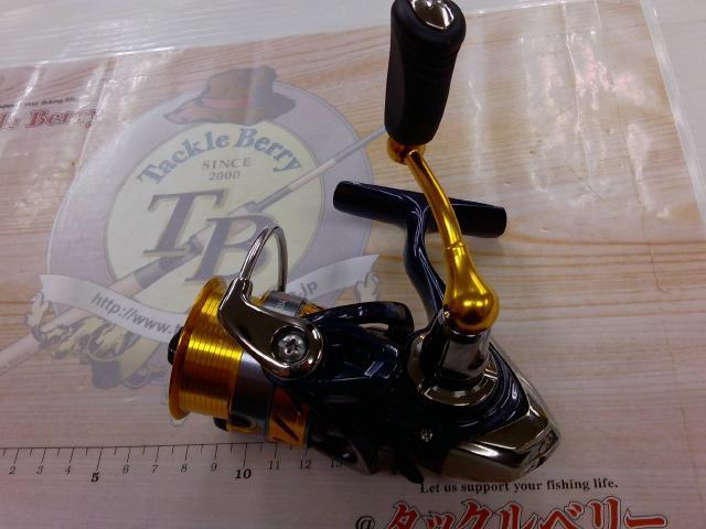 ダイワ　REVROS 2004H 2個 Amazon | ダイワ(Daiwa) スピニングリール 15 レブロス 2004H-DH