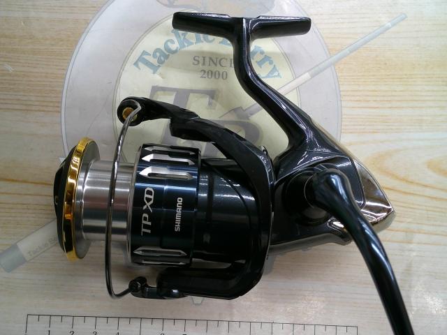 美品ライン付き☆17 ツインパワーXD 4000XG ☆ 本日のみ！ 17ツインパワーXD4000XG(PEX8 1.2号 300M付き