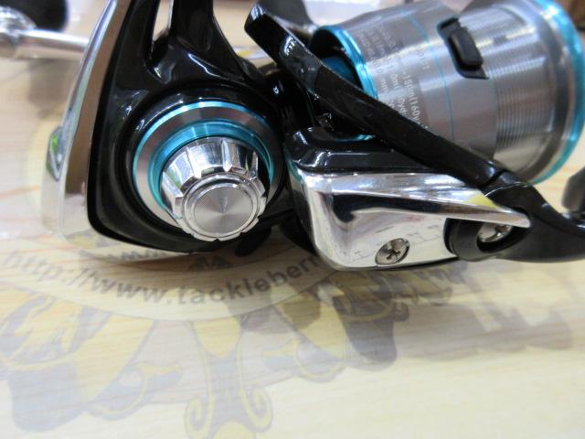 Amazon | ダイワ(DAIWA) 一般 スピニングリール 19 エメラルダス