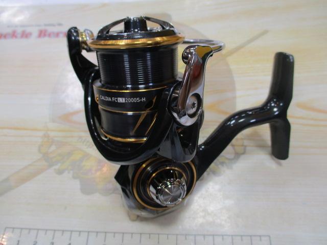 Daiwa CALDIA FC LT 2000S-H 21カルディア　中古品 s-l400.jpg