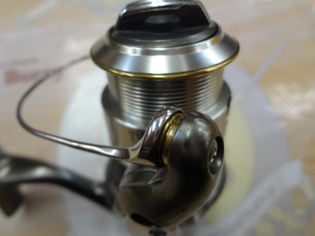 SHIMANO シマノ 05'ツインパワー1000S スピニングリール 01917