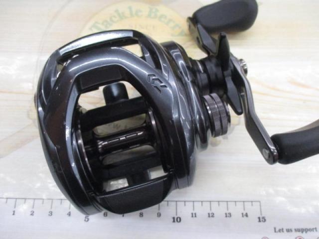 ⭐︎★ ダイワ 21 タトゥーラ TW 400 右ハンドル 中古品★⭐︎ ダイワ 21 タトゥーラ TW 400 右ハンドル 中古品の通販 by trade