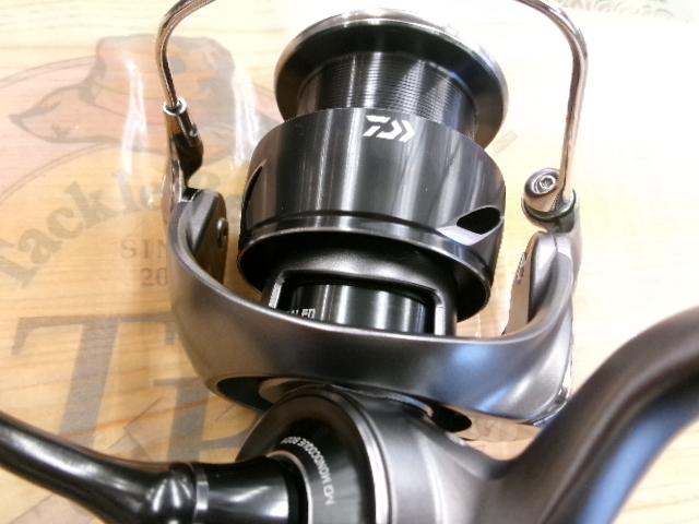 ダイワ スピニングリール 25カルディア LT4000-CXH【即日発送