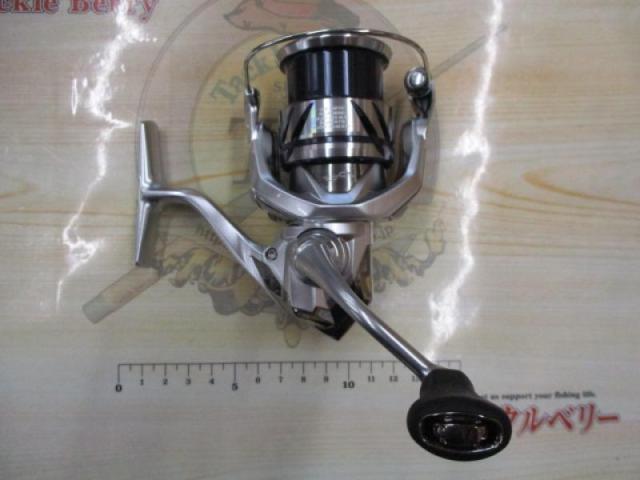 シマノ(SHIMANO) 23 ストラディック 2500SHG ☆特別割引品