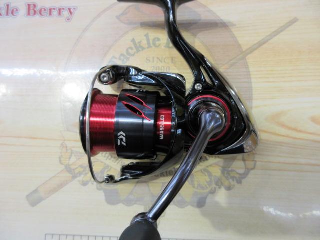 DAIWA（釣り） 【目玉商品】ダイワ 24 月下美人X LT2000S-P