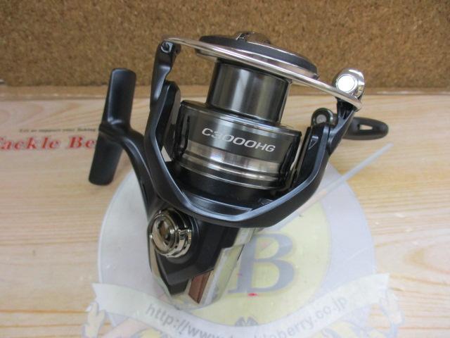 新古品 シマノ 22ミラベル C3000HG ダブルクロスPE 0.8号付き