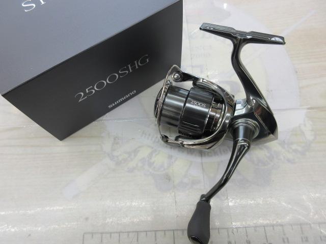 USED シマノ 22 ステラ 2500S 未使用と思われる 極上品