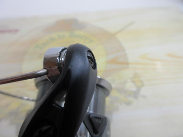 シマノ　ミラベルC2000S未使用 シマノ ミラベル C2000S MIRAVEL 未使用ライン付き SHIMANO