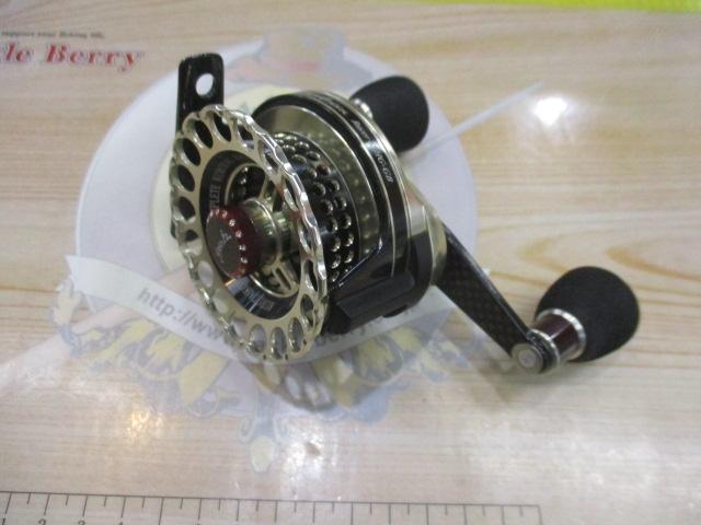 黒鯛工房アスリートレーサー65HG-GB（右） カセ筏師 THE アスリート Racer 65HG-GB | 黒鯛工房