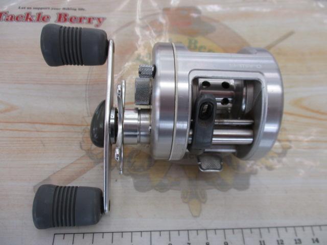 シマノ 92 カルカッタ200 SHIMANO CALCUTTA 200 希少 美品 完備品 SHIMANO シマノ 92カルカッタ200 付属品あり