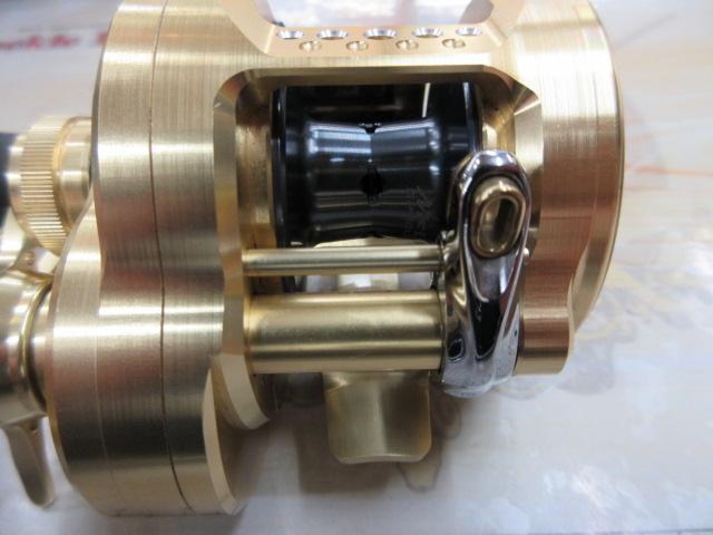 4969363044402_1.jpg