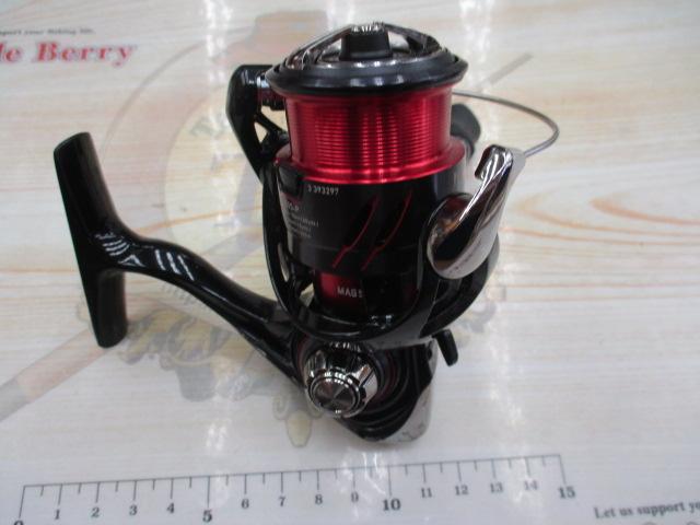 DAIWA（釣り） 【目玉商品】ダイワ 24 月下美人X LT2000S-P