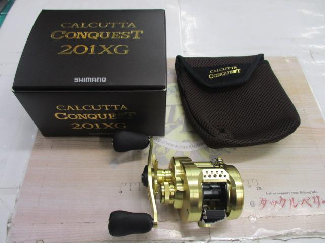 美品 22カルカッタコンクエスト201xg 3ヶ月使用 シマノ カルカッタ コンクエスト 201XG (リール) 価格比較