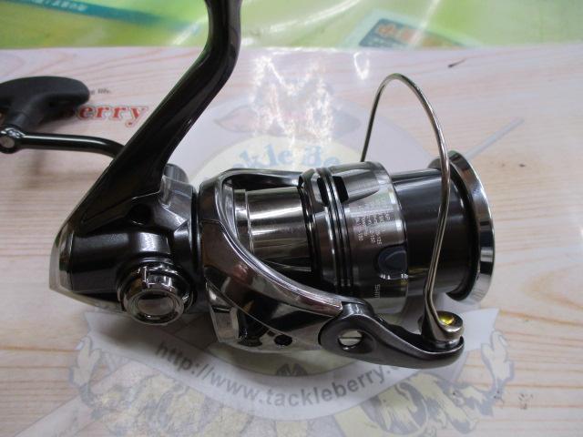 シマノ(SHIMANO) 24 ツインパワー C3000MHG ツインパワー ☆NEW