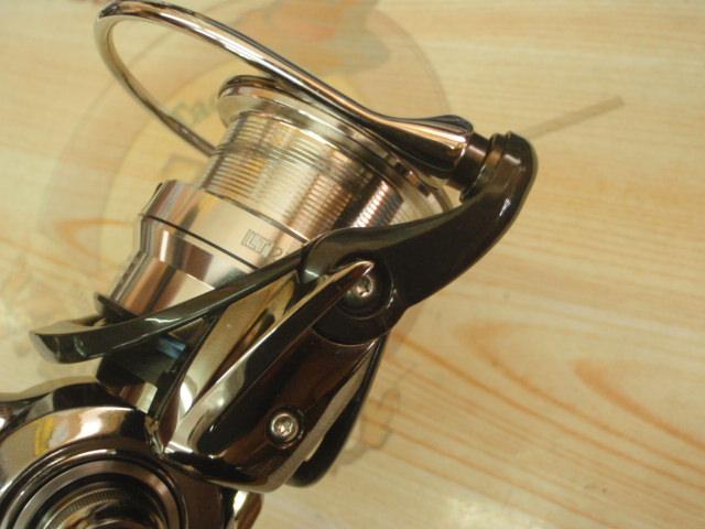 18 イグジスト EXIST LT2500S-CXH DAIWA ダイワ