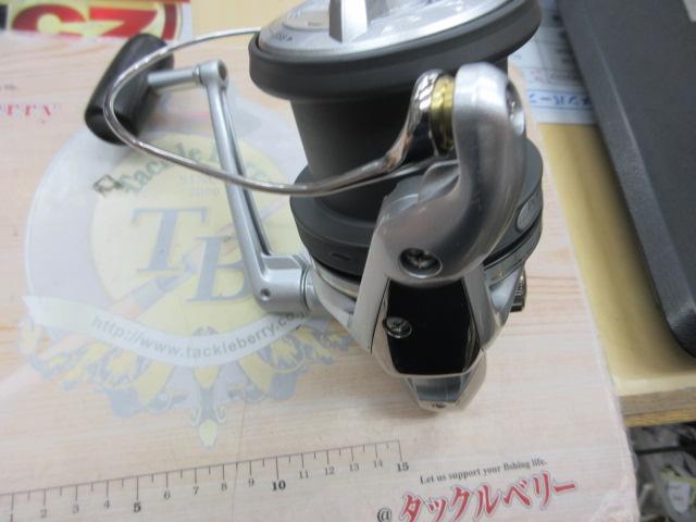 06パワーエアロ・プロサーフ極太仕様④ Amazon | シマノ(SHIMANO) スピニングリール 投げ・遠投 15