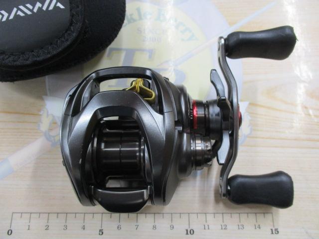 Amazon.com: Daiwa 1016SV-H Bait Reel 16 Steez SV TW (2016 Model)
