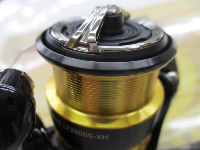 23 レガリス　LT2000S-XH 新品未使用 ダイワ レガリス LT2000S-XH (リール) 価格比較 - 価格.com