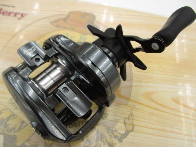 17タトゥーラSV TW 7.3 左ハンドル