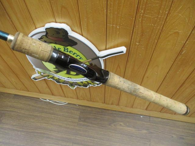 SHIMANO - ワールドシャウラ1652R-2【ブルータイプ】 シマノ(SHIMANO) ワールドシャウラ1652R-2 廃盤 ワールド