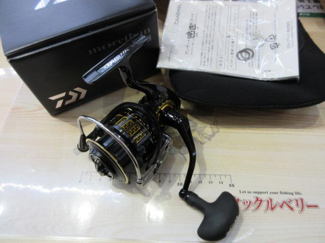 ダイワ 17モアザン 3012H 中古美品 DAIWA ダイワ スピニングリール 17モアザン 3012H｜中古釣具