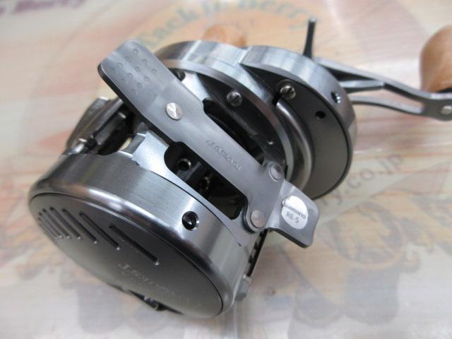 シマノ カルカッタ コンクエスト DC 200 右 (リール) 価格比較