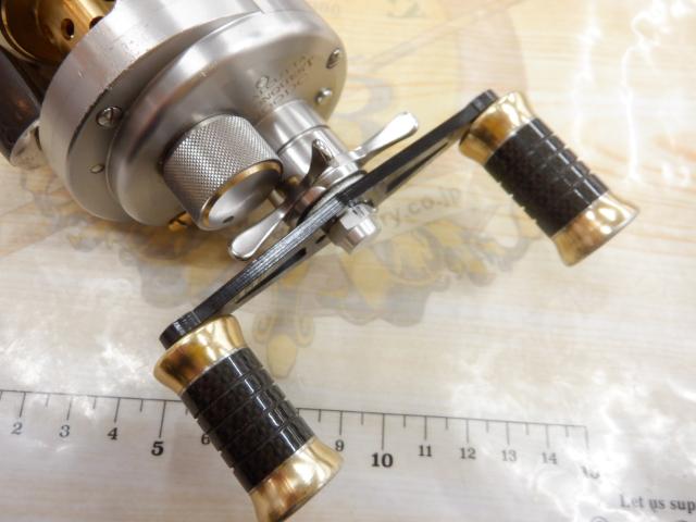 シマノカルカッタコンクエスト100DC値下げ不可 シマノ カルカッタ コンクエスト 100 右 (リール) 価格比較