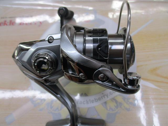 SHIMANO NASCI 1000 スピニングリール　中古品 Yahoo!オークション -「ナスキー 1000」(リール) (フィッシング