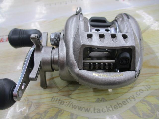 1、2回使用のみの極美品　キャスプロメタル　T300R リョービ　袋付き リョービ RYOBI キャスプロ メタルライト T300R T300L 2台セット