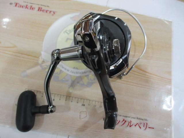 DAIWA - ダイワショアキャストSS4000⭐️取説、箱、布袋付き⭐️美品、限定1個⭐️ 18ショアキャストSS 4000｜＠ベリーネット 日本最大新品中古釣具