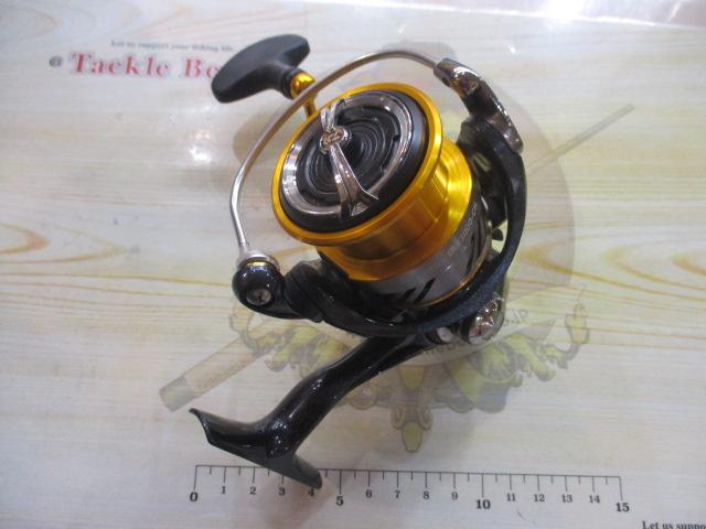 ダイワ 20 レブロス LT3000-CH 未使用品 DAIWA（釣り） ダイワ '20 REVROS(レブロス) LT3000-CH