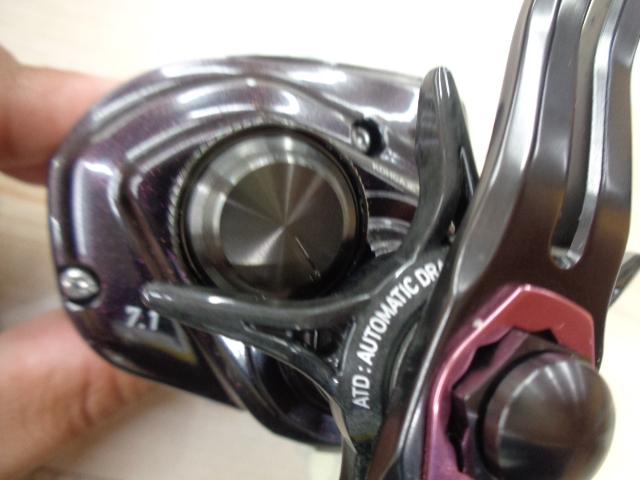 紅牙　IC 150H ヨドバシ.com - ダイワ Daiwa ベイトリール 25 紅牙IC 150H-C