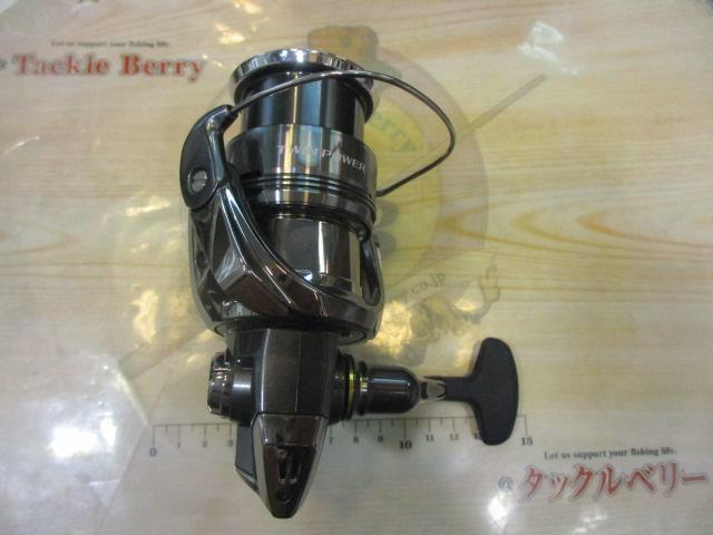 シマノ 24 ツインパワー C3000MHG (2024年モデル) スピニング