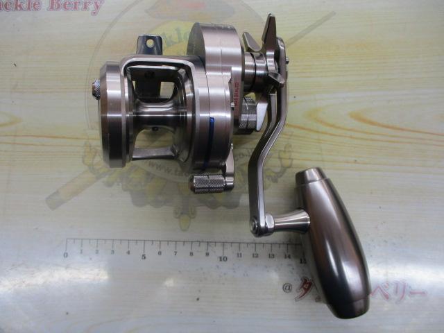 ダイワ 15ソルティガ 5000/A308M 美品 DAIWA 釣り スピニング