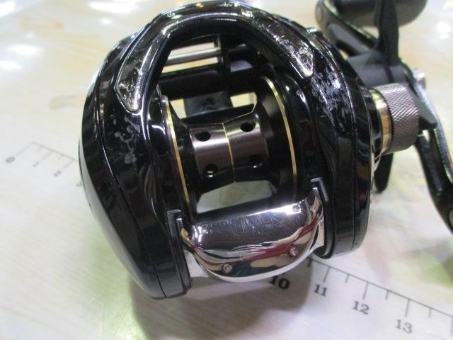 特価】ダイワ ベイトリール バスX 80SH 2019年モデル (右巻