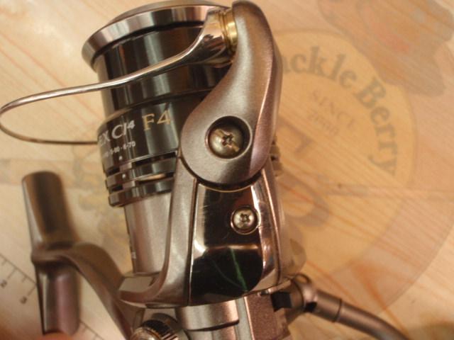 【お買得】 コンプレックスCI4 日本最大新品 F4｜＠ベリーネット 2500HGS リール