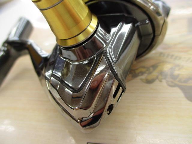 14ステラ C2000HGS 美品　ウッドノブ付 14ステラ C2000HGS｜＠ベリーネット 日本最大新品中古釣具WEB