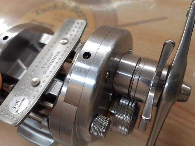 SHIMANO - カルカッタコンクエスト101DC 中古　最終値下げ Yahoo!オークション -「カルカッタコンクエスト101dc」の落札