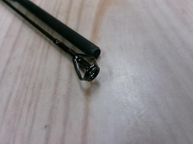 ダーインスレイヴ 61L-H ブラックヴェスパイン リールフードBK