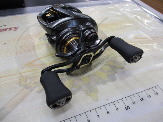 ダイワ スティーズ CT SV TW 700HL (リール) 価格比較 - 価格.com