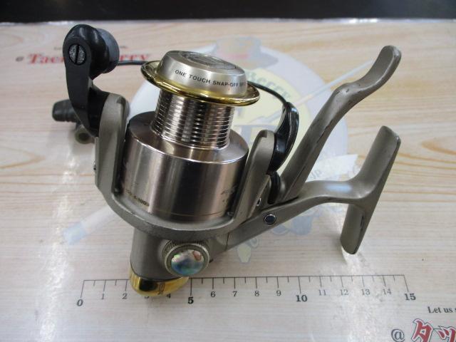 【未使用品】ダイワ　スーパートーナメントEX 750LB スピニングリール ダイワ スーパートーナメント EX 750LB/H429M スピニングリール