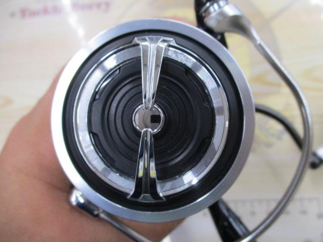 美品 ダイワ19レグザ LT5000D-CXH 楽天市場】【ﾀﾞｲﾜ(Daiwa)】19ﾚｸﾞｻﾞ LT5000D-CXH LEXA 汎用ﾓﾃﾞﾙ