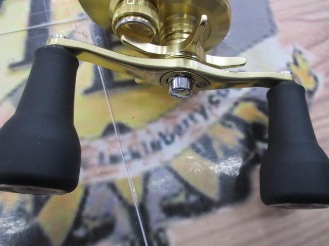 【未使用】23 カルカッタコンクエスト MD 300XGLH シマノ(SHIMANO) 23 カルカッタコンクエストMD 301XGLH