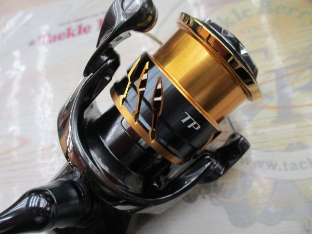 Amazon.com : SHIMANO 20 Twin Power C2000SHG : Sports & Outdoors