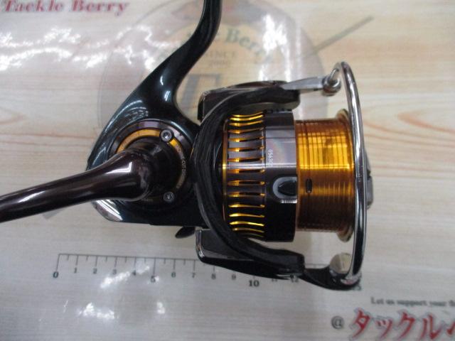 DAIWA - プルプル16セルテート2506H Amazon | ダイワ(DAIWA) スピニングリール 16 セルテート 2506