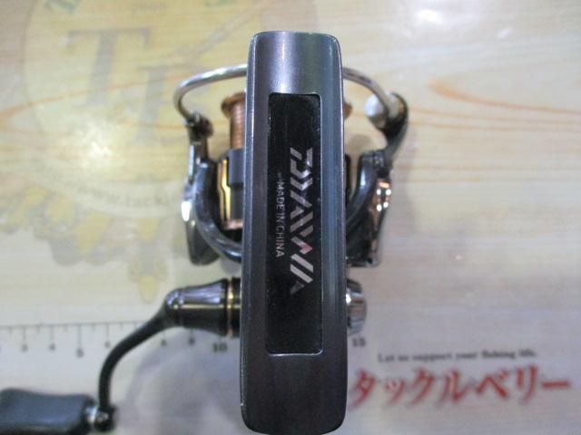 17セオリー 2004H(PE0.5号付き) Amazon | ダイワ(DAIWA) スピニングリール 17 セオリー 2004H
