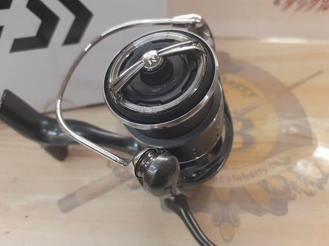24ルビアス ST SF1000S-P 極美品 ダイワ ルビアス ST SF1000S-P (リール) 価格比較 - 価格.com